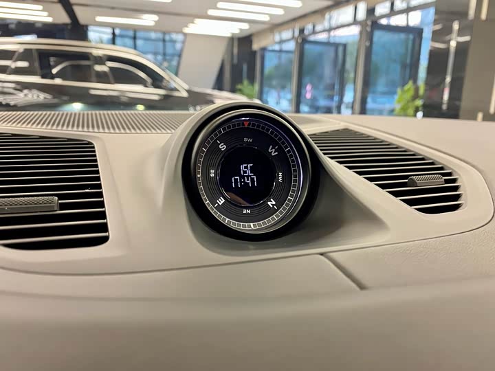 Фото 8 - Porsche Cayenne