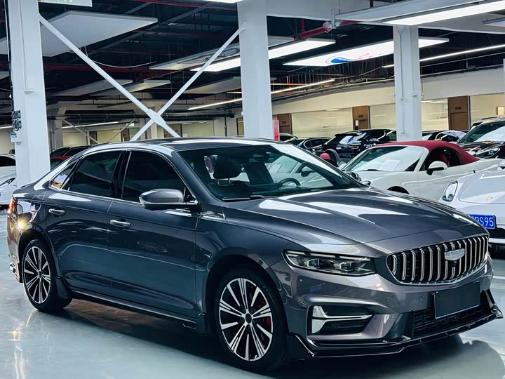 Фото 3 - Geely Preface