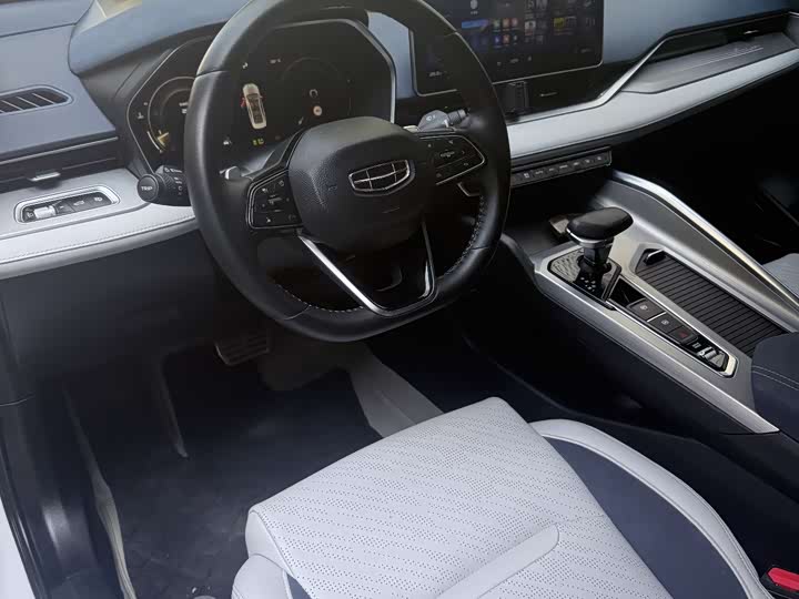 Фото 5 - Geely Preface