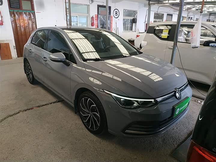 Фото 4 - Volkswagen Golf