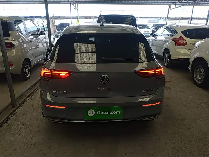 Фото 6 - Volkswagen Golf