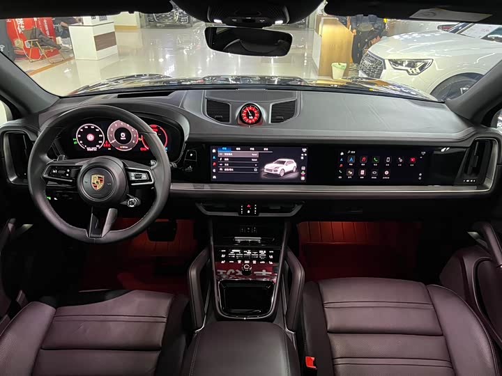 Фото 5 - Porsche Cayenne