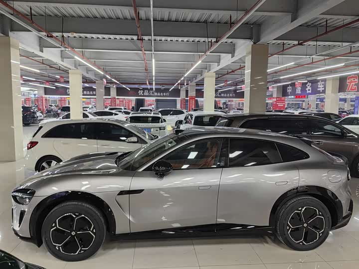 Фото 3 - Xiaomi YU7