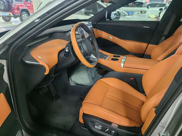 Фото 9 - Xiaomi YU7