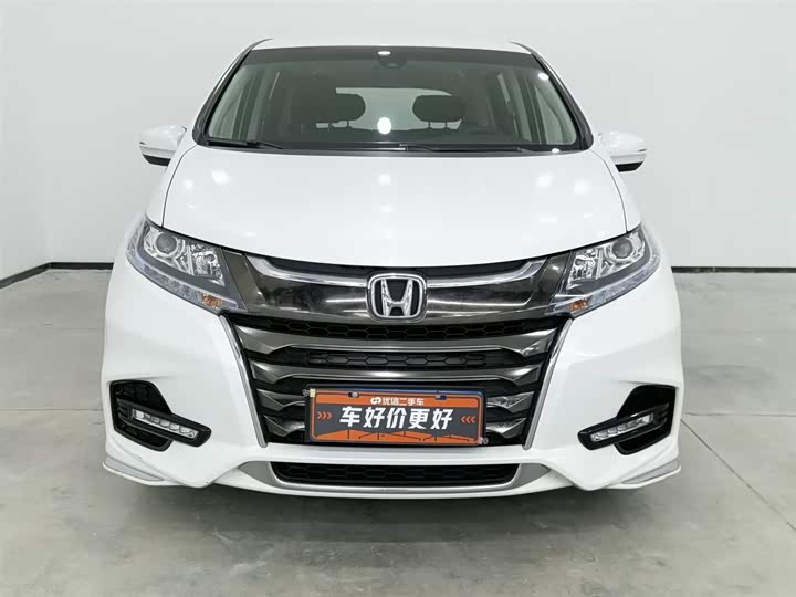 Фото 3 - Honda Odyssey