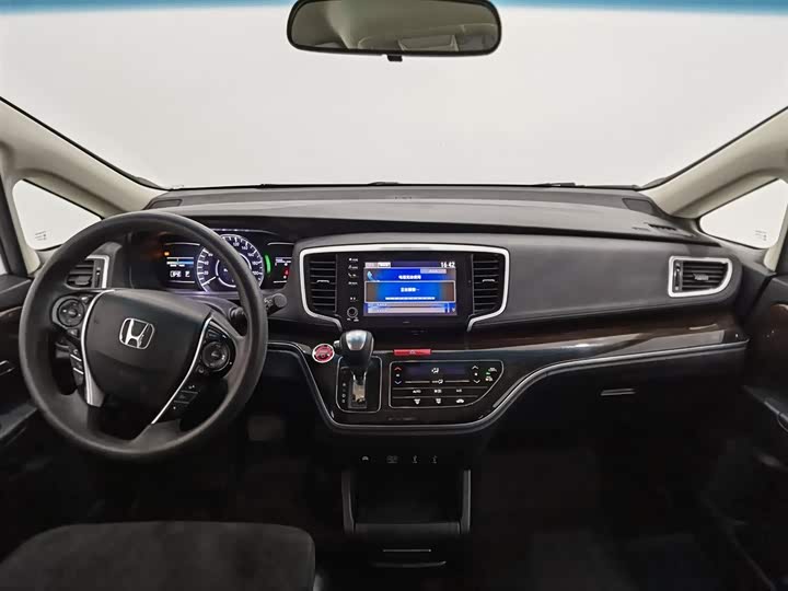 Фото 5 - Honda Odyssey