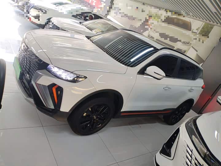 Фото 5 - Geely Atlas