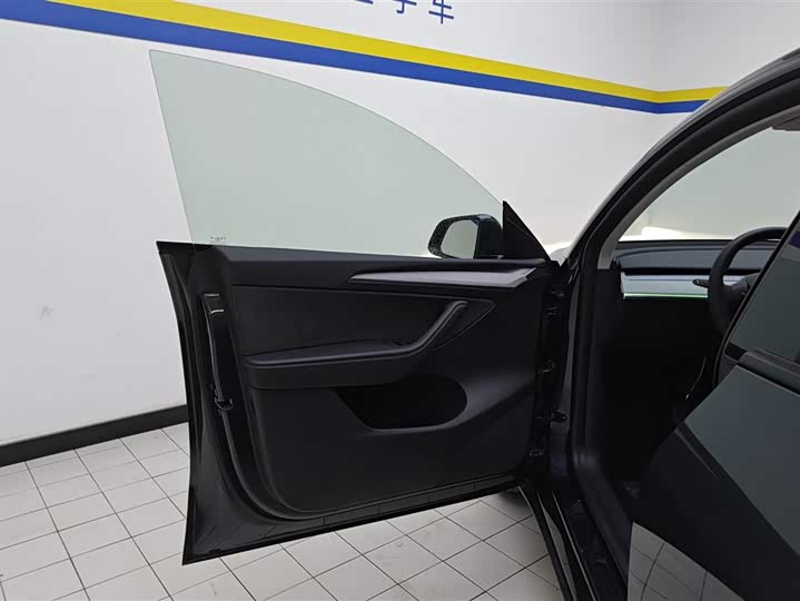 Фото 7 - Tesla Model Y