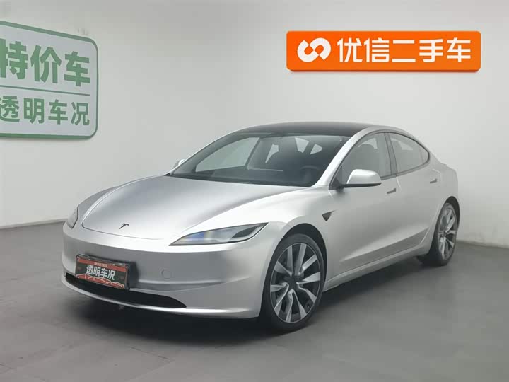Фото 1 - Tesla Model 3