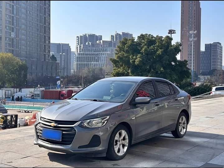 Фото 2 - Chevrolet Onix (Cavalier)