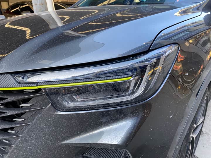 Фото 4 - Roewe RX5