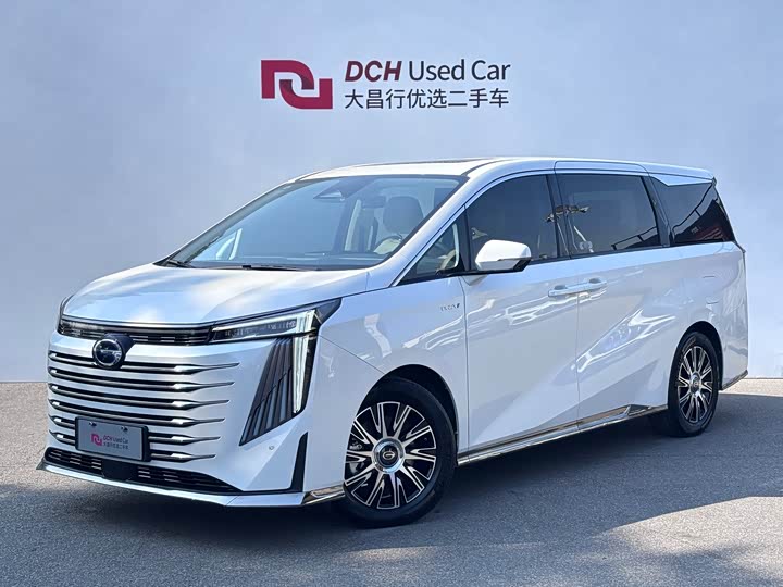 Фото 1 - GAC Trumpchi E9