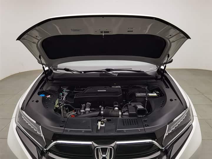 Фото 6 - Honda UR-V