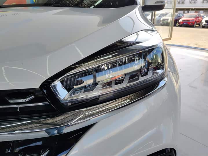 Фото 5 - Chery Tiggo 8