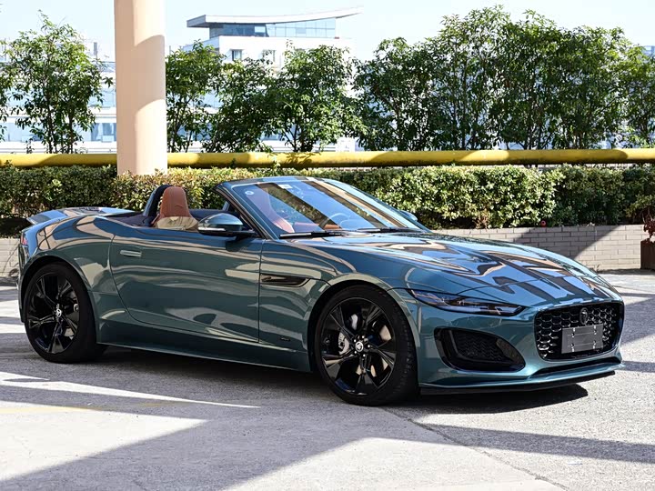 Фото 3 - Jaguar F-Type