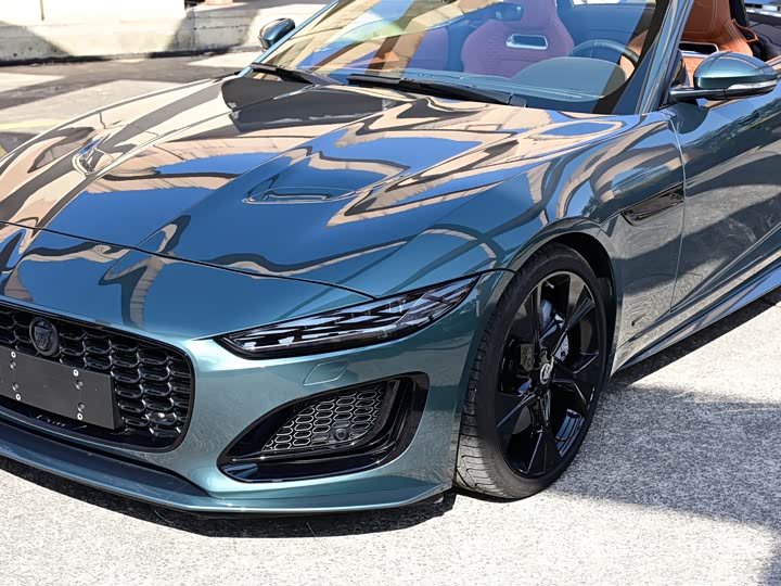 Фото 4 - Jaguar F-Type