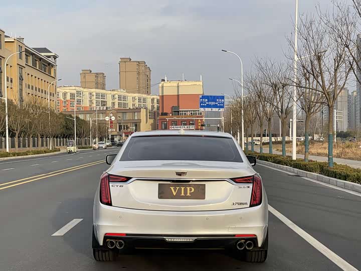 Фото 9 - Cadillac CT6
