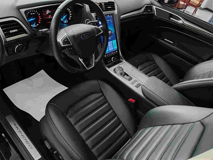 Фото 6 - Ford Mondeo