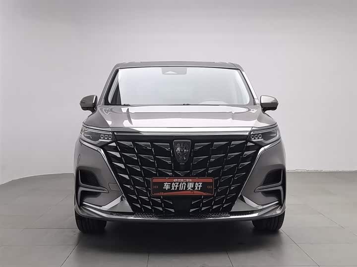 Фото 3 - Roewe iMax 8 EV