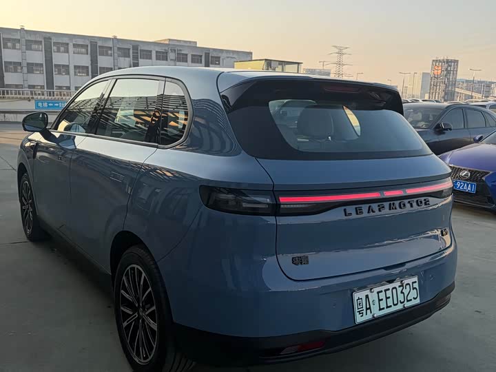 Фото 7 - Leapmotor B10