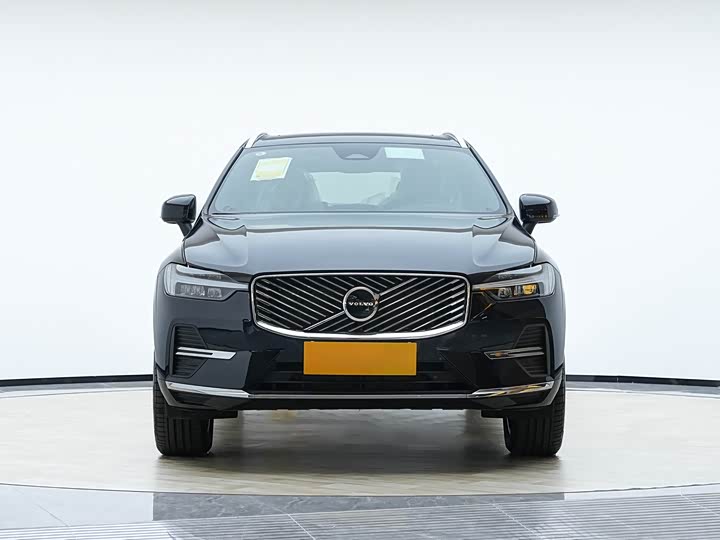 Фото 2 - Volvo XC60