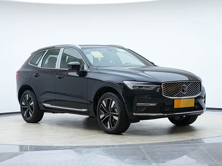 Фото 3 - Volvo XC60