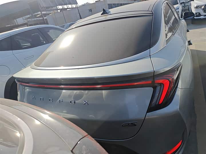 Фото 6 - BAIC Arcfox Alpha S