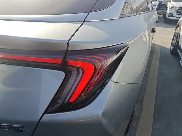 Фото 8 - BAIC Arcfox Alpha S