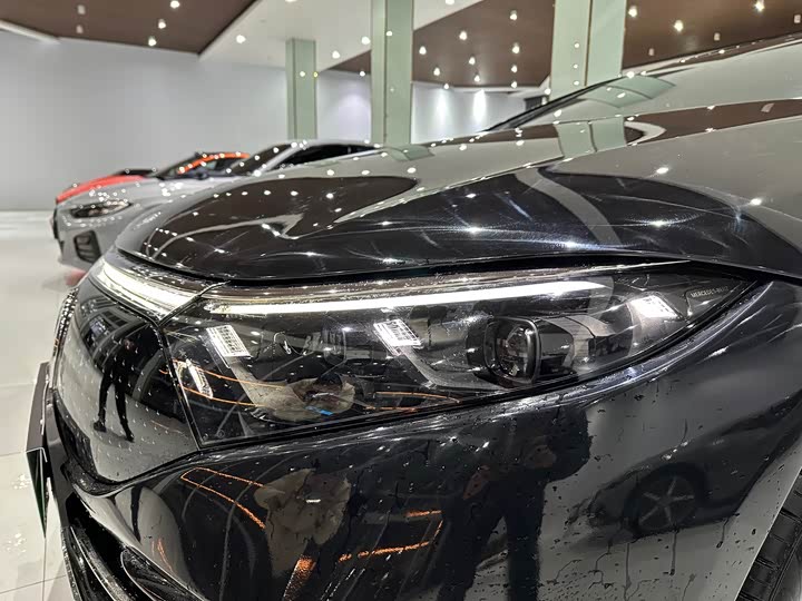 Фото 4 - Mercedes-Benz EQS