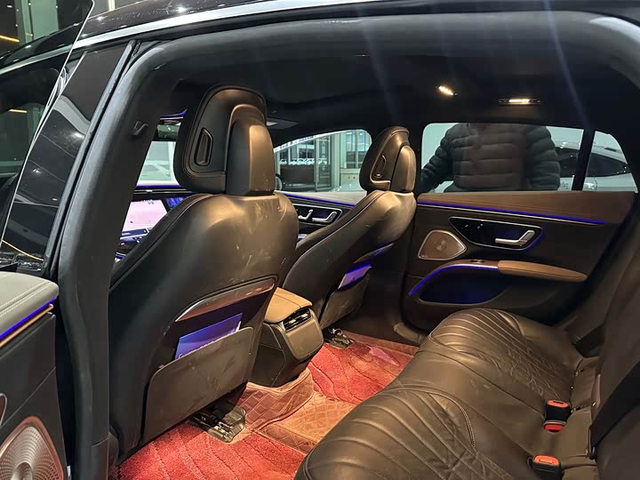 Фото 8 - Mercedes-Benz EQS