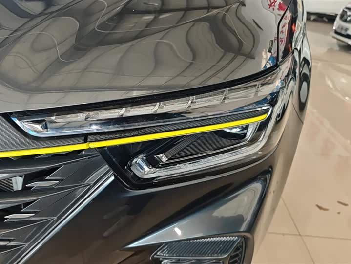 Фото 5 - Roewe RX5