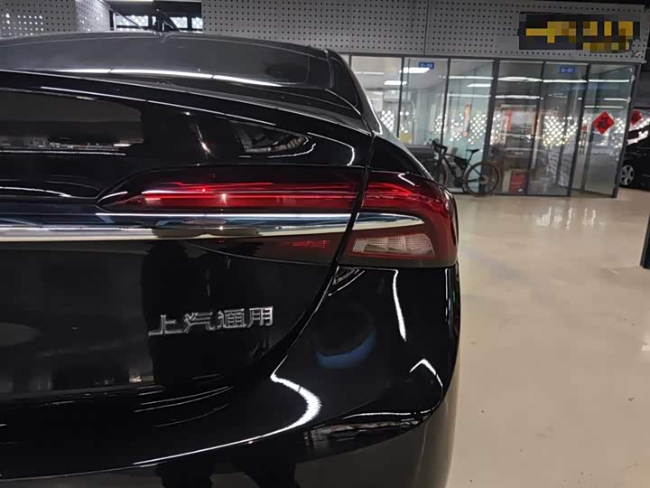 Фото 8 - Buick LaCrosse