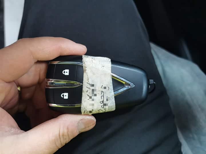 Фото 9 - Changan UNI-V Hybrid