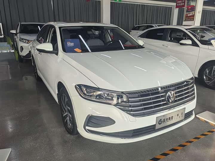 Фото 1 - Volkswagen Lavida