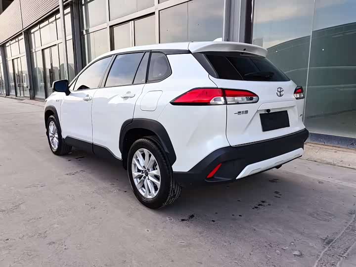 Фото 4 - Toyota Corolla Cross