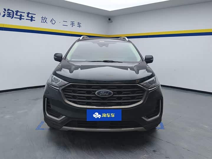 Фото 2 - Ford Edge