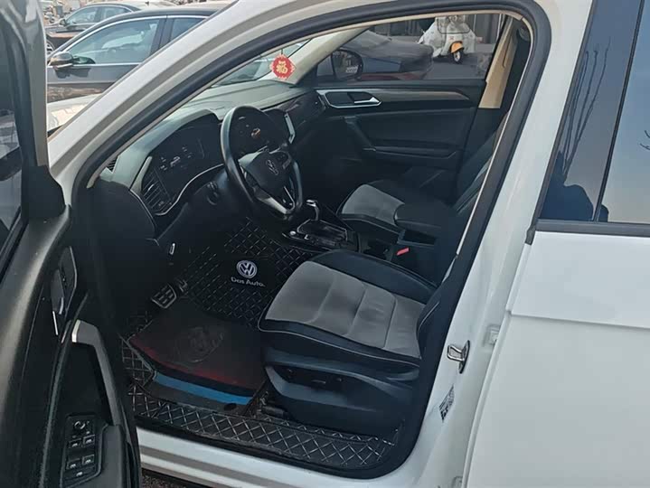 Фото 9 - Volkswagen Tayron X