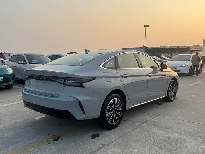 Фото 7 - Chery Fulwin A8