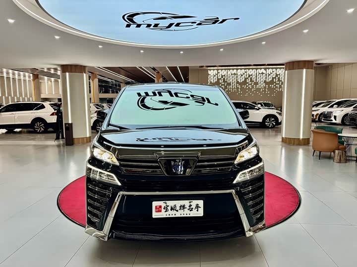 Фото 2 - Toyota Vellfire