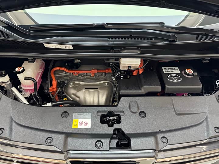 Фото 9 - Toyota Vellfire