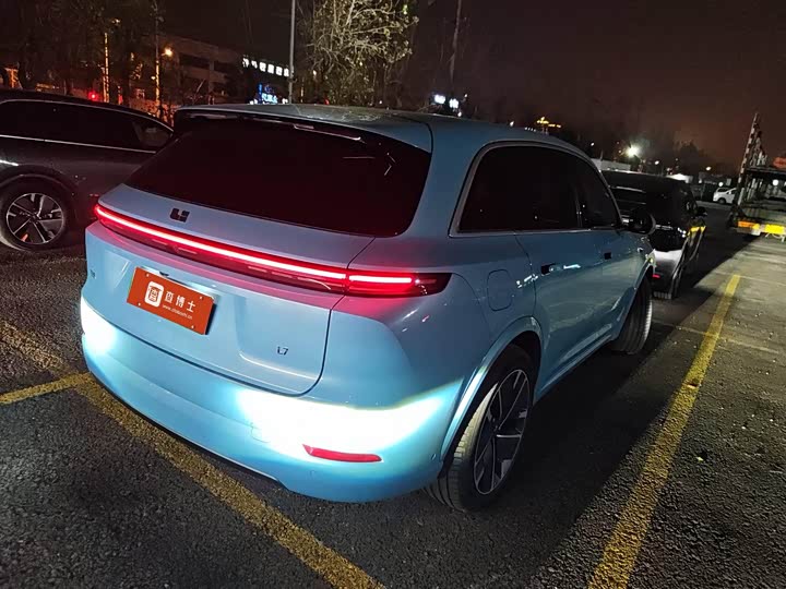 Фото 3 - LiXiang L7