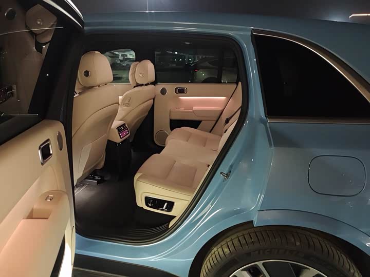 Фото 6 - LiXiang L7