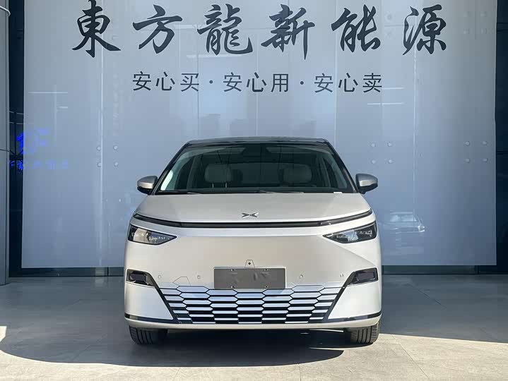 Фото 2 - XPeng X9