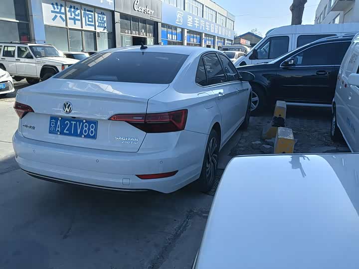 Фото 7 - Volkswagen Sagitar L