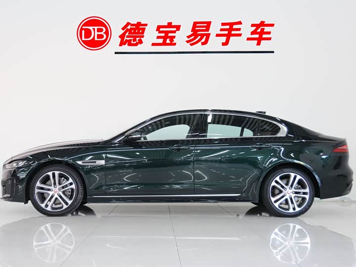 Фото 2 - Jaguar XE L