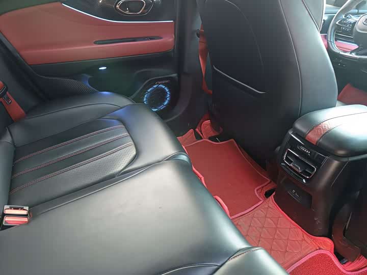 Фото 4 - GAC Trumpchi Empow R