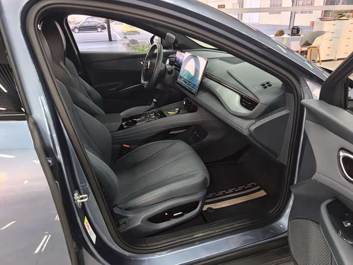 Фото 8 - BYD Seal 06 GT