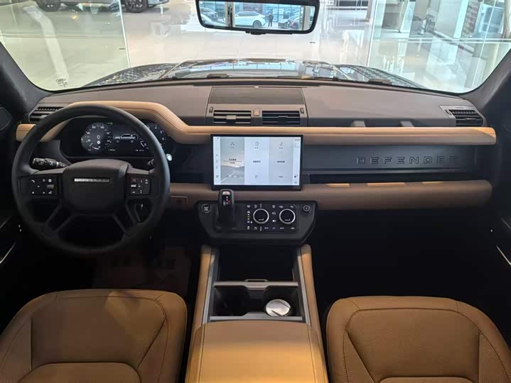 Фото 9 - Land Rover Defender