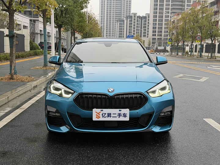 Фото 2 - BMW 2 Series
