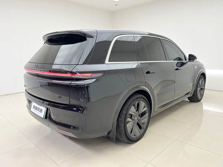 Фото 6 - LiXiang L8